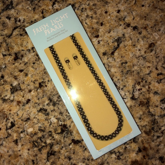 FRESH LIGHT PEARLS Freshwater Black Pearls - 17" Necklace + Earrings Set NEW! - Picture 6 of 14